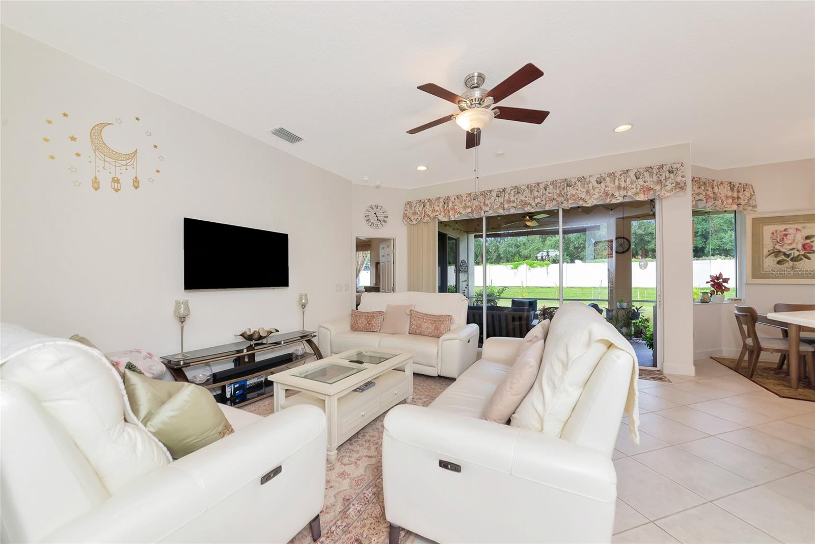 6841 74TH STREET CIR E