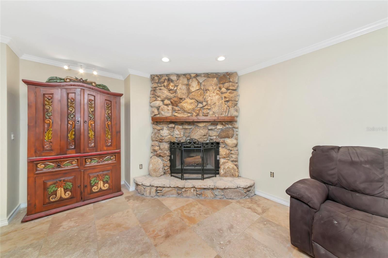 4656 ALEXANDER POPE LN