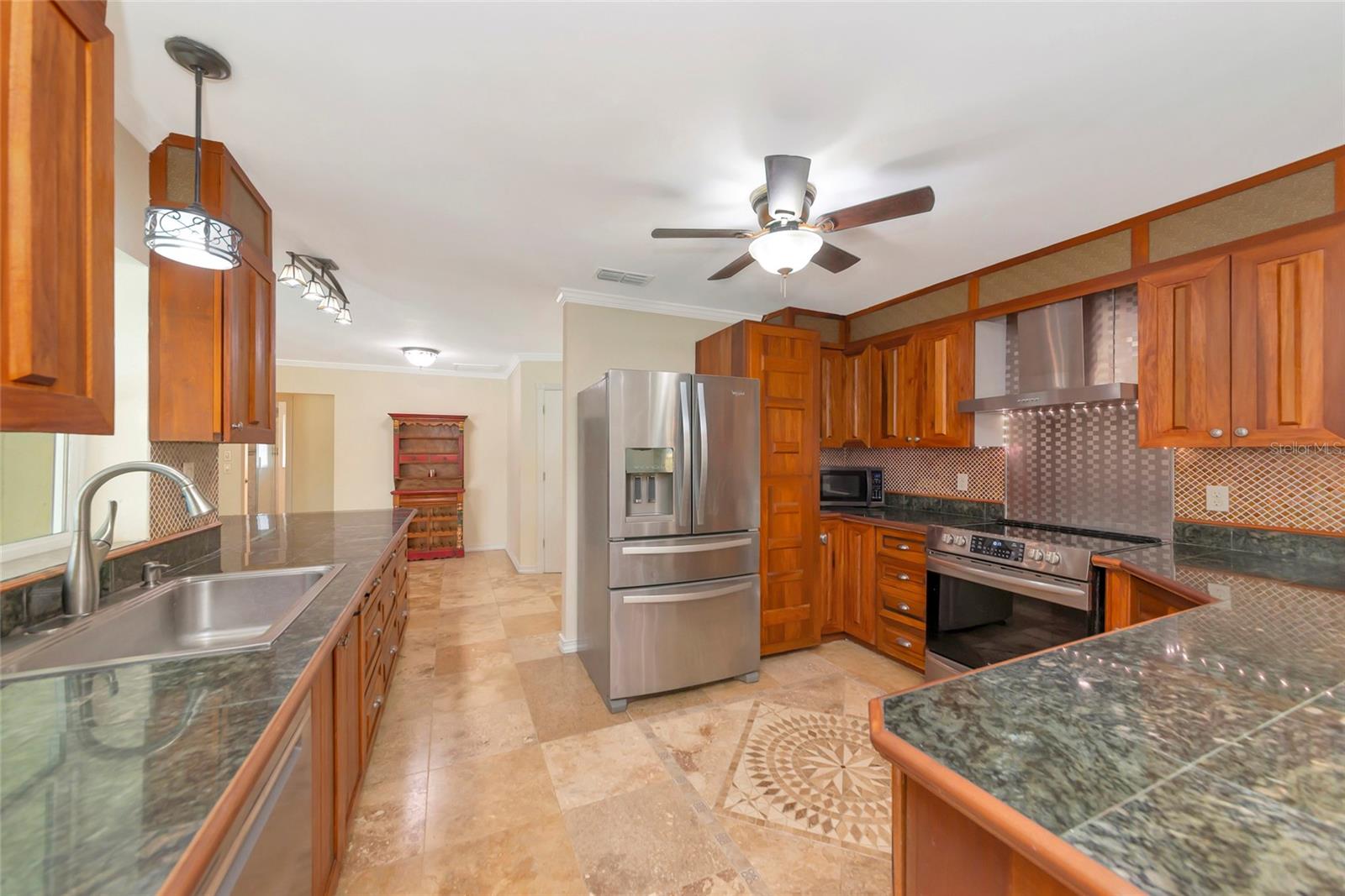 4656 ALEXANDER POPE LN