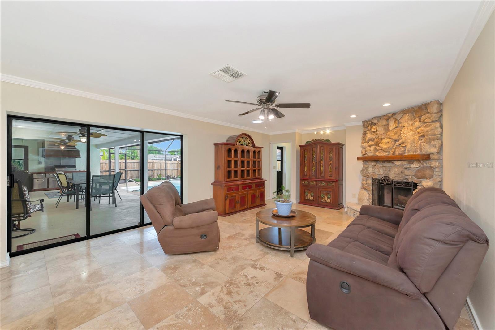 4656 ALEXANDER POPE LN