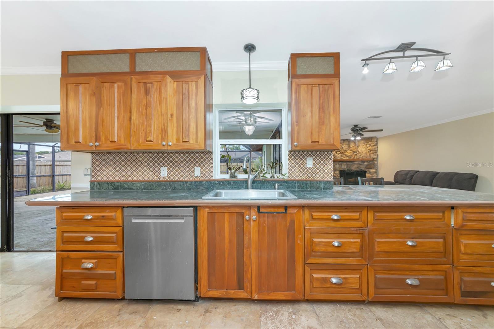 4656 ALEXANDER POPE LN