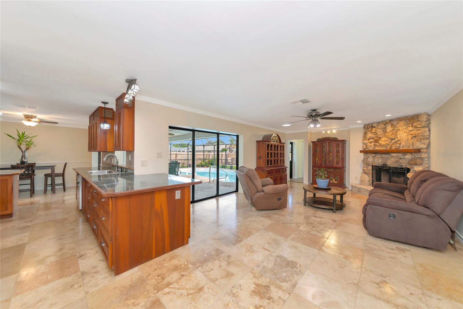 4656 ALEXANDER POPE LN