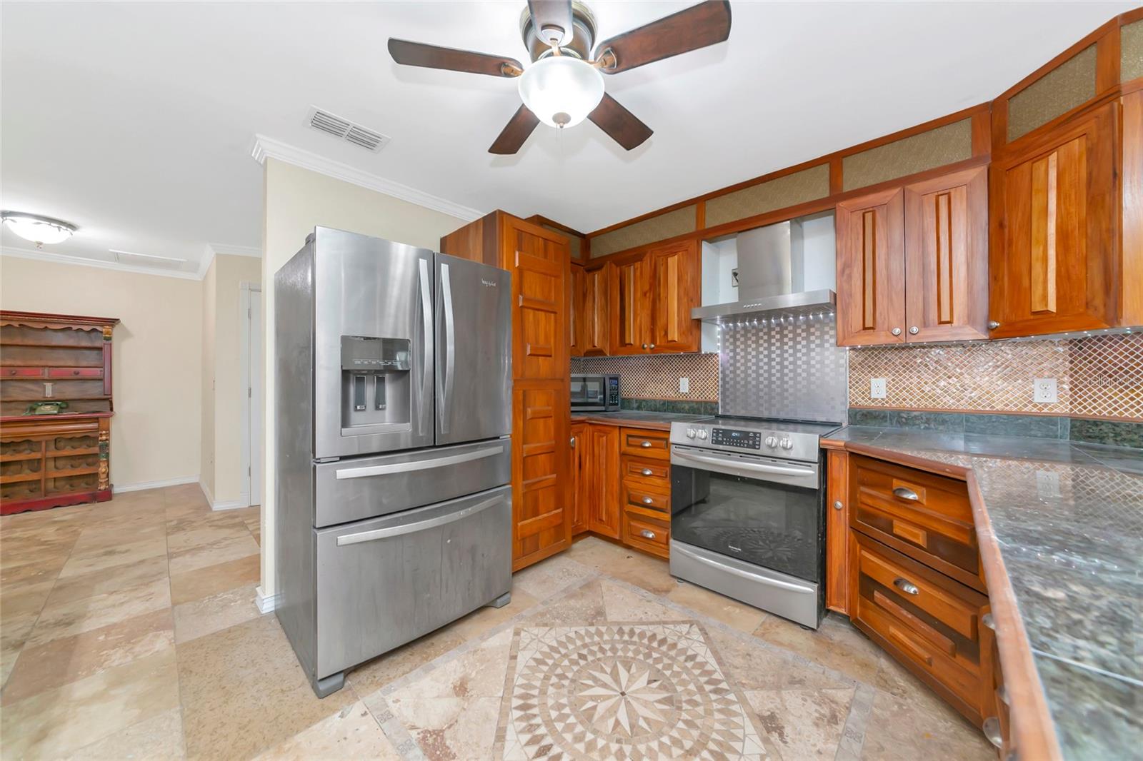 4656 ALEXANDER POPE LN