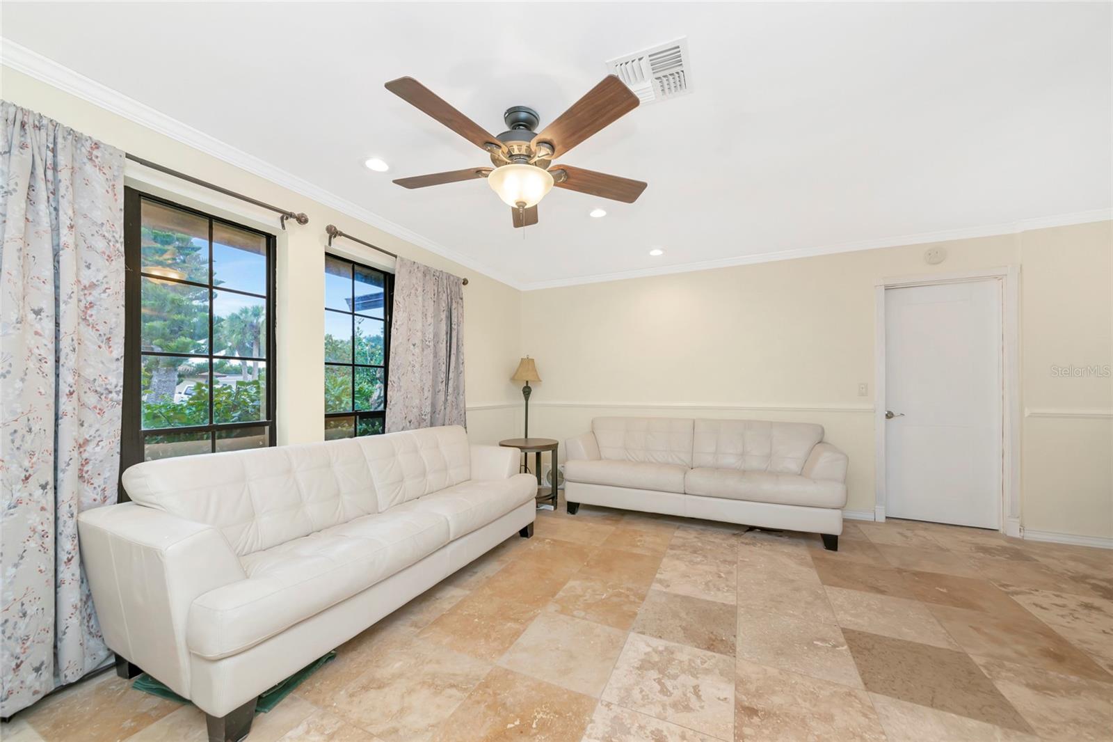 4656 ALEXANDER POPE LN