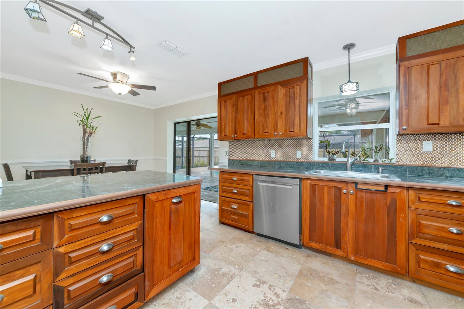 4656 ALEXANDER POPE LN