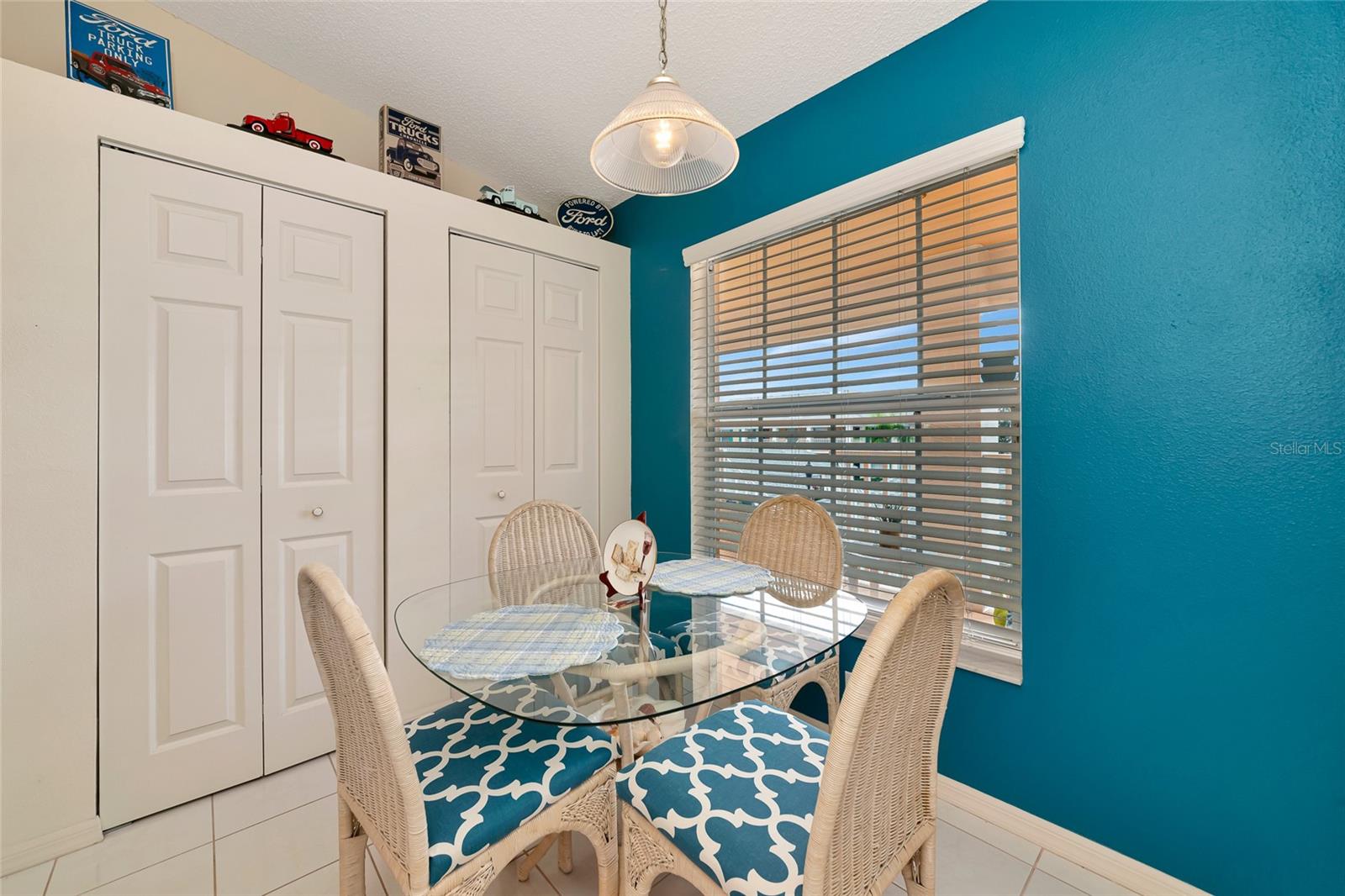 4206 CADDIE DR E #201