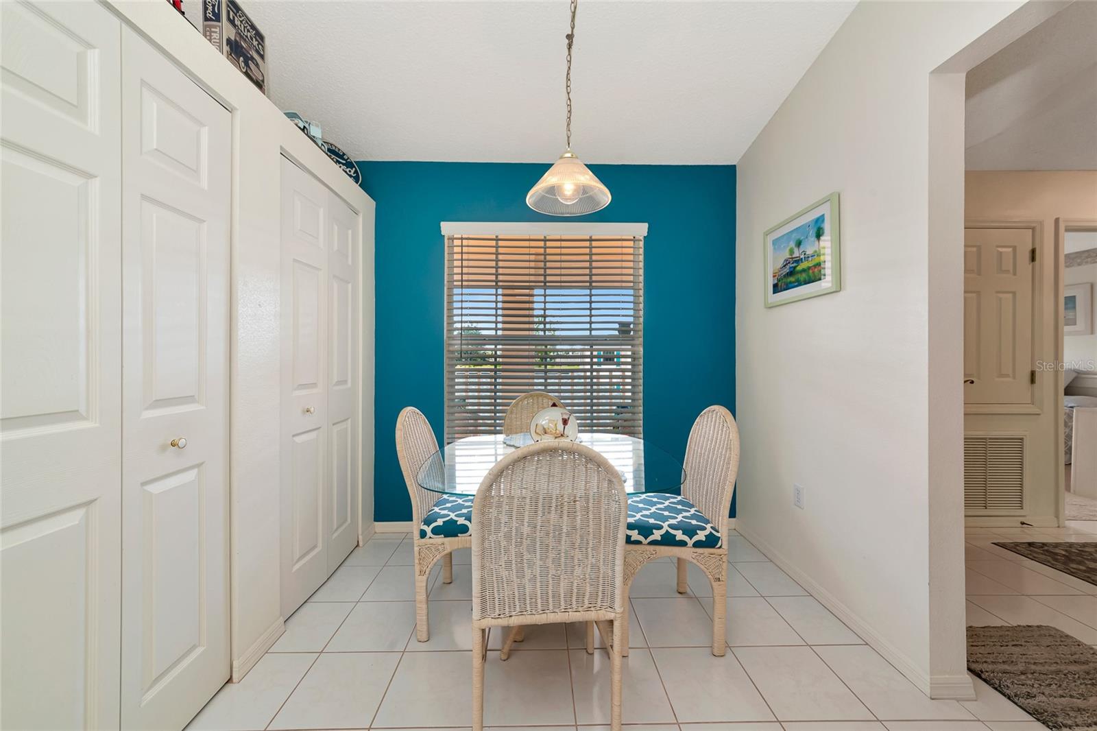 4206 CADDIE DR E #201