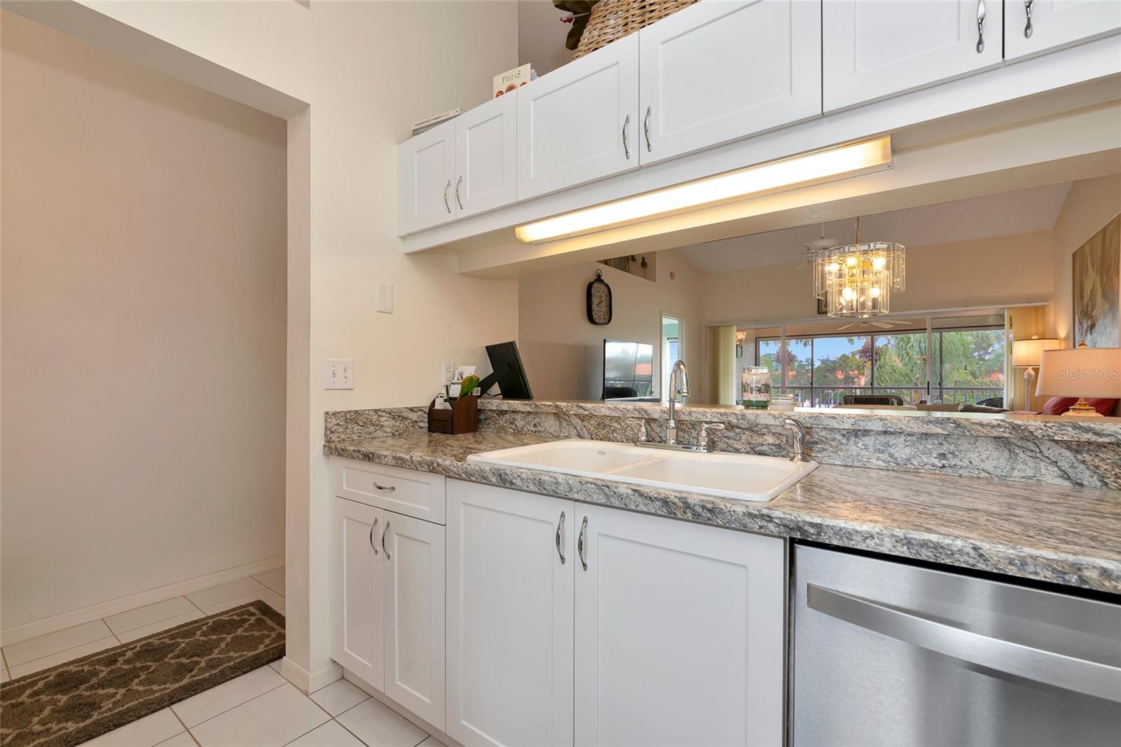 4206 CADDIE DR E #201