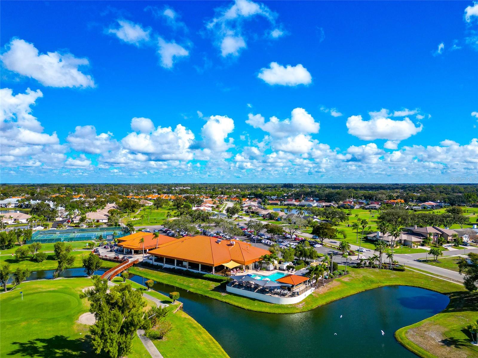 4206 CADDIE DR E #201