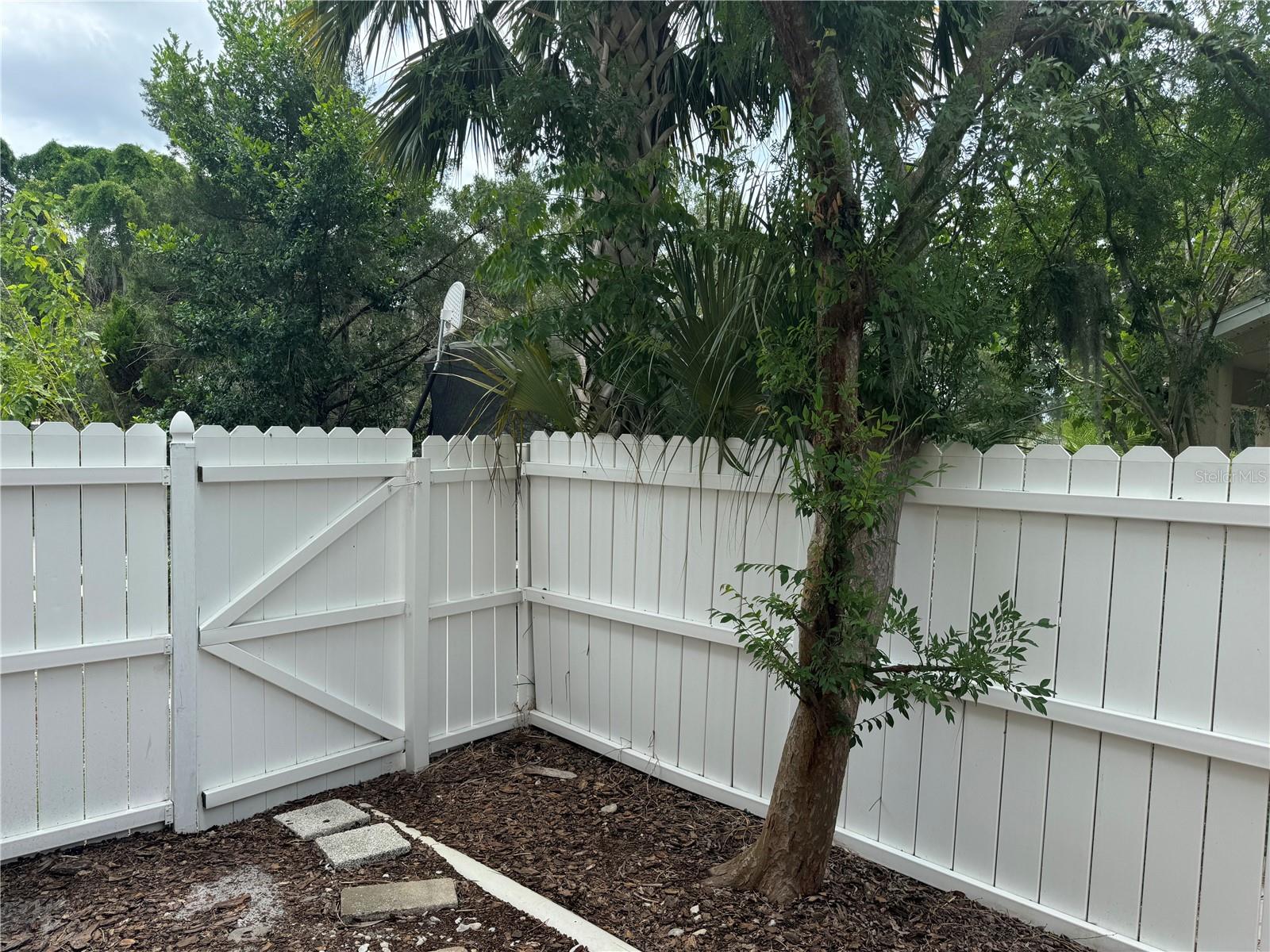 2312 S PARK AVE #2312