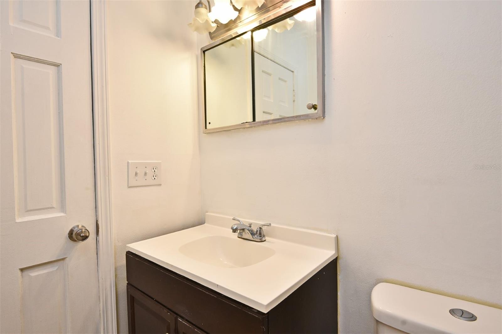 2312 S PARK AVE #2312