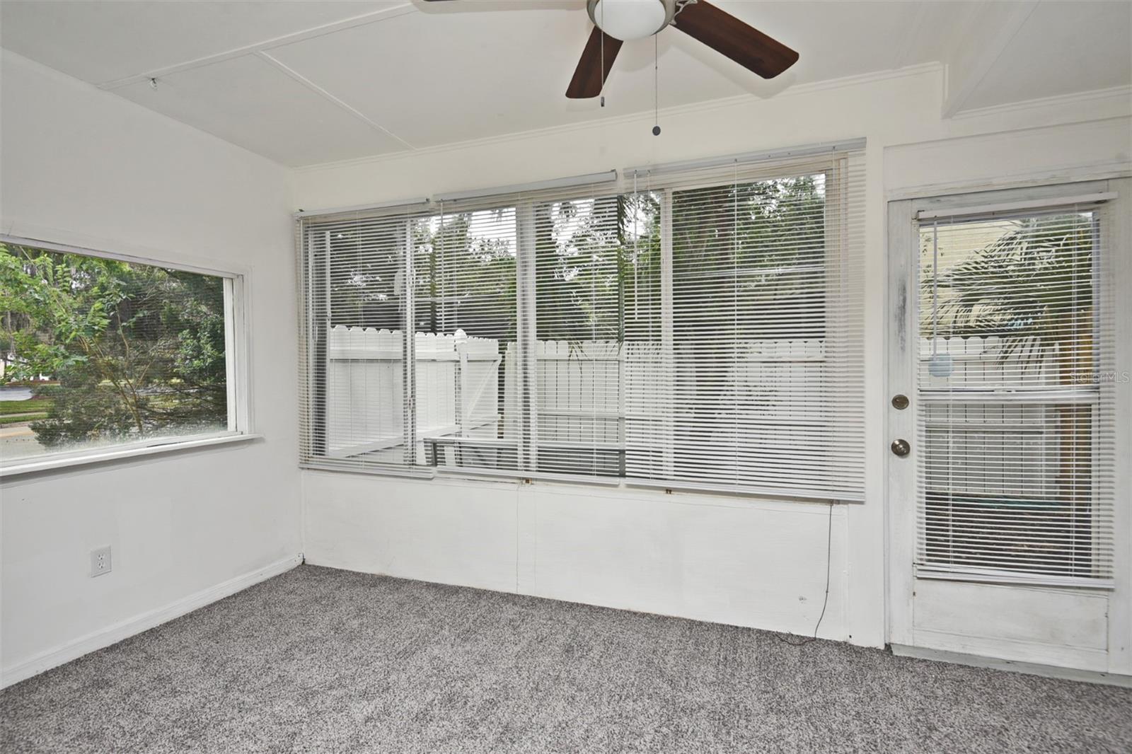 2312 S PARK AVE #2312