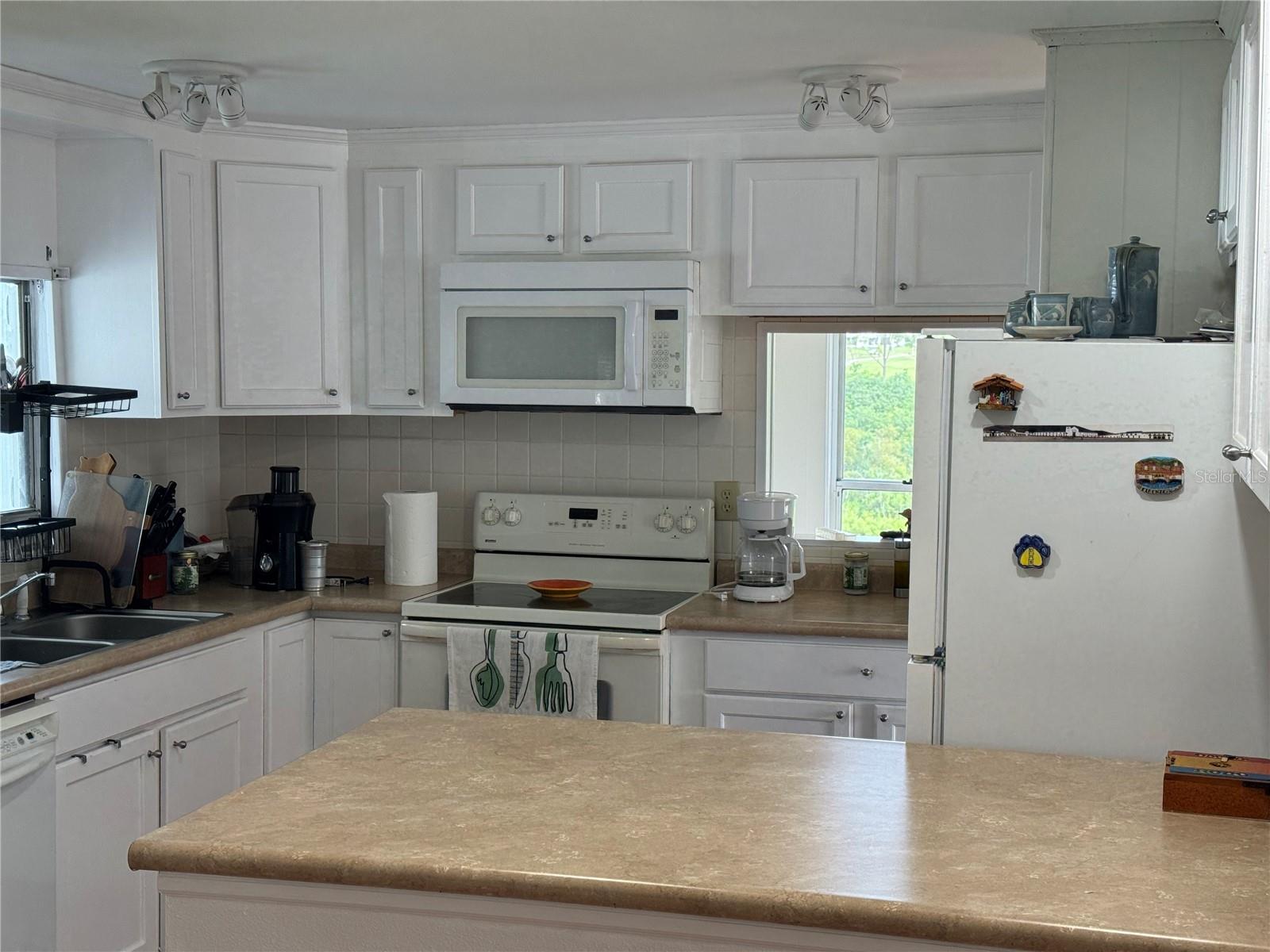 3519 N CITRUS CIR #1645