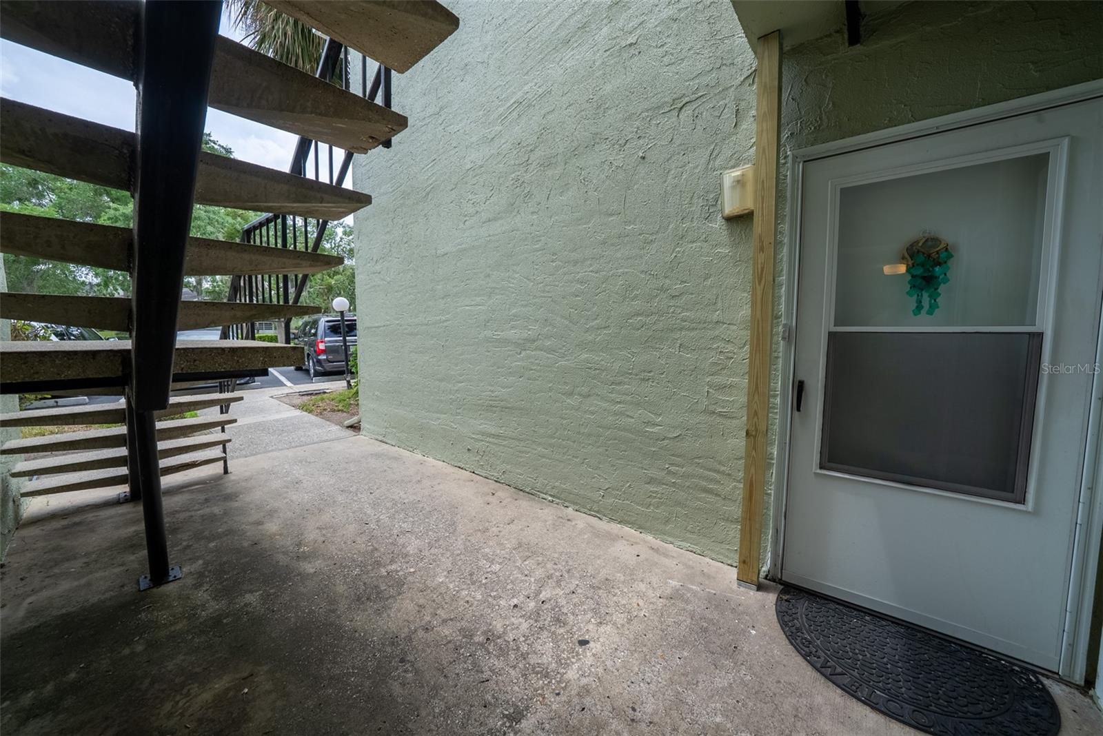 559 FAIRWAY CIRCLE #A