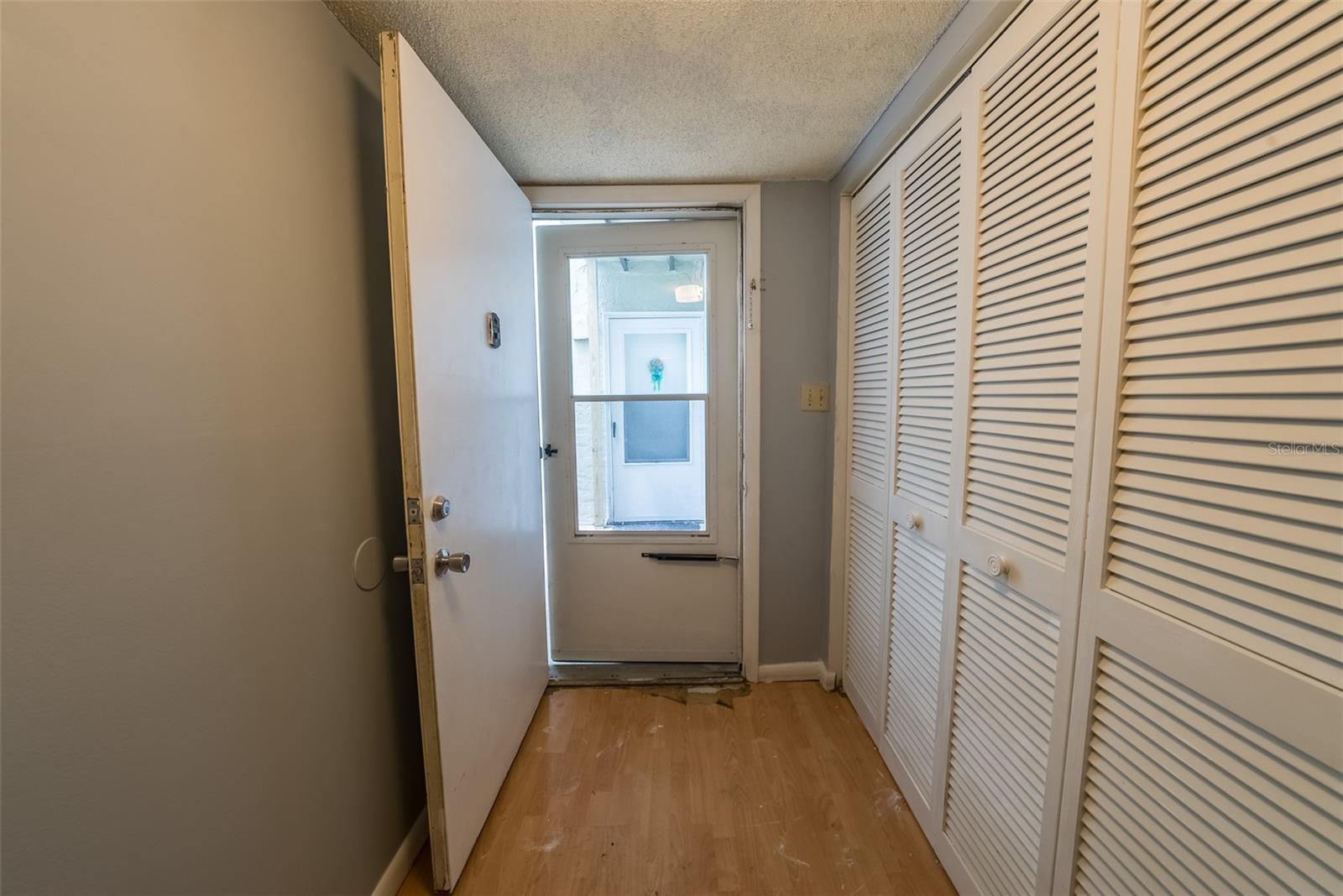 559 FAIRWAY CIRCLE #A