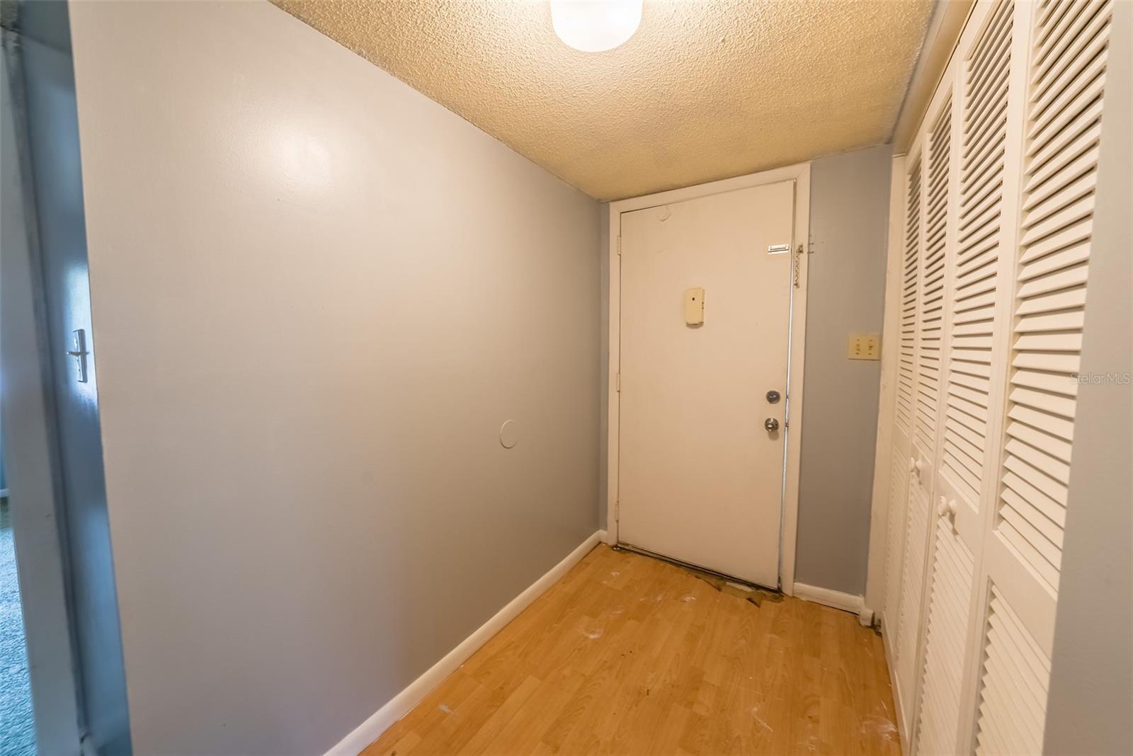 559 FAIRWAY CIRCLE #A