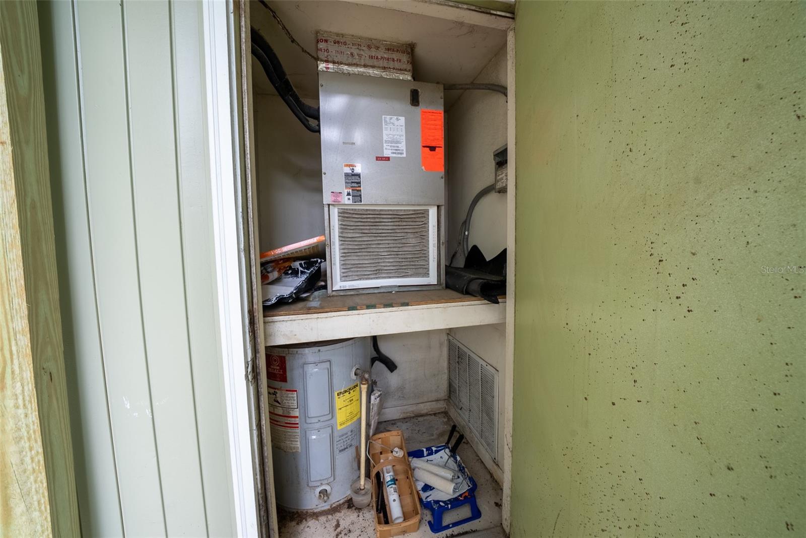 559 FAIRWAY CIRCLE #A