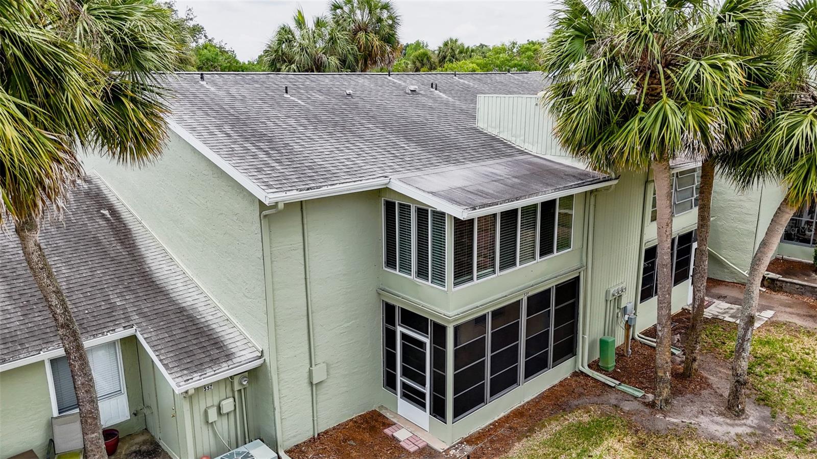 559 FAIRWAY CIRCLE #A