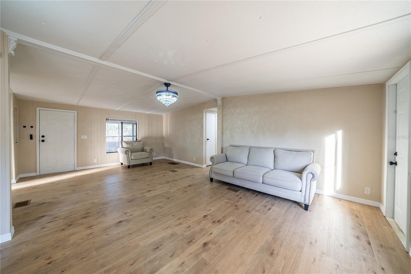 105 NE 66TH CT