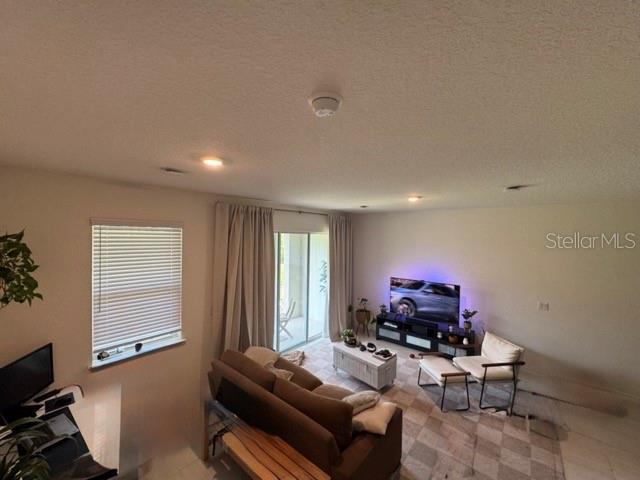4387 CREEK COVE LN