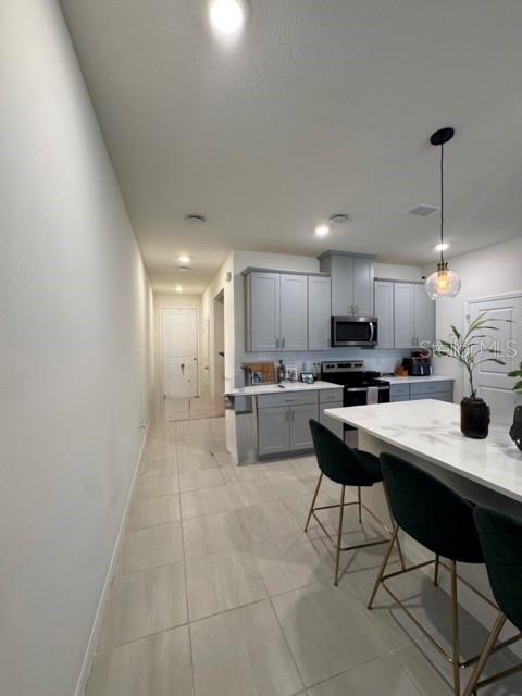 4387 CREEK COVE LN