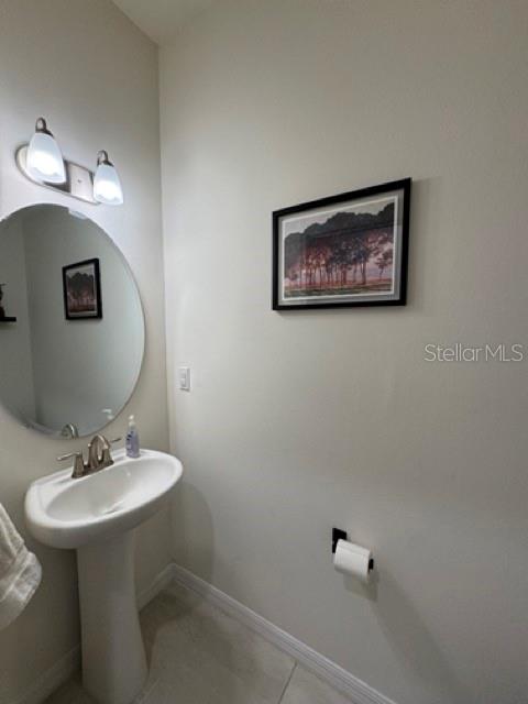 4387 CREEK COVE LN