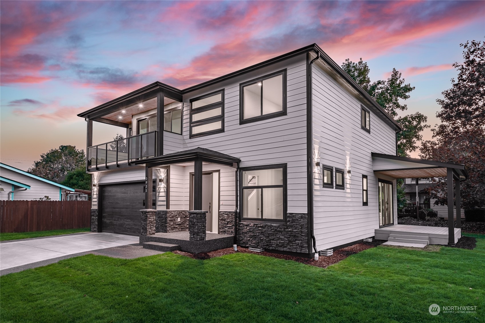 5935 s Bakerview Place