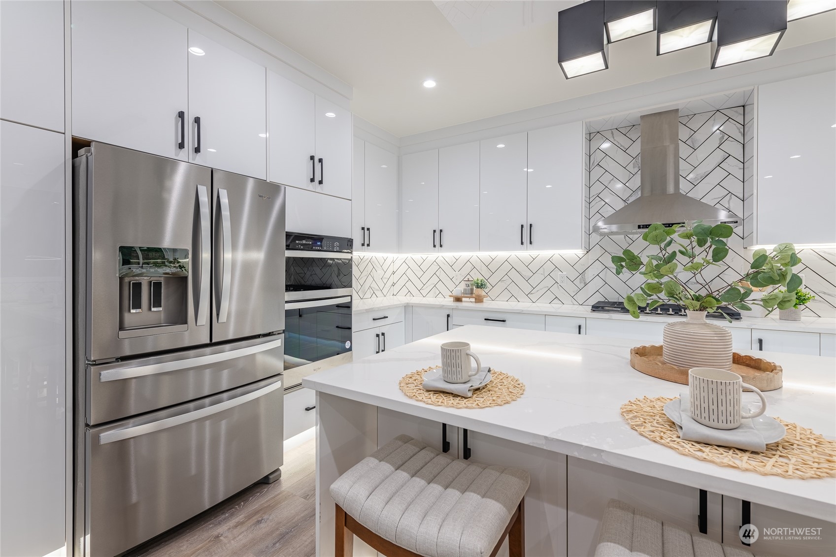 5935 s Bakerview Place