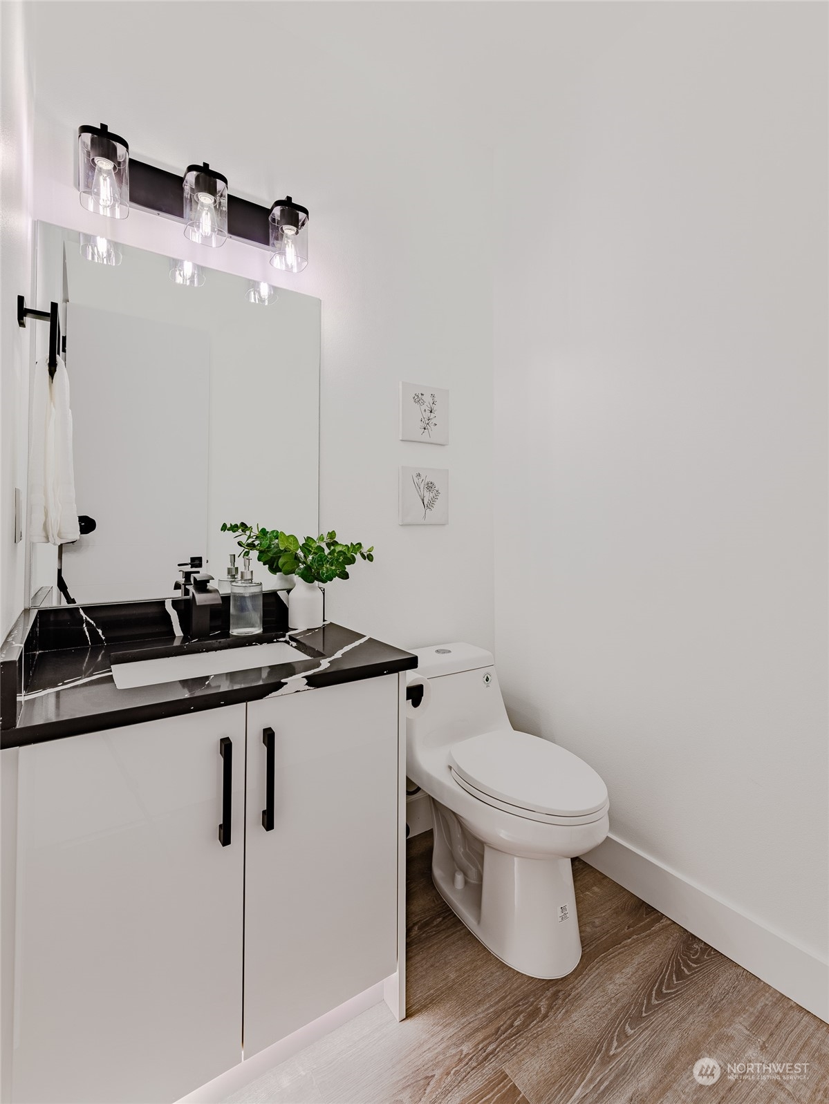 5935 s Bakerview Place