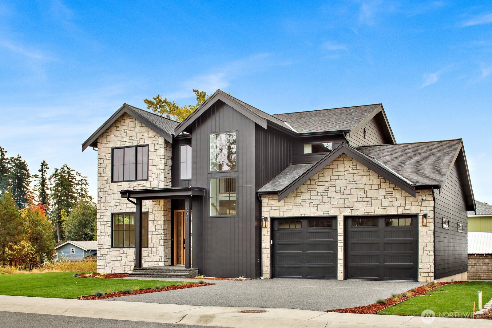 1301 Leighton Street