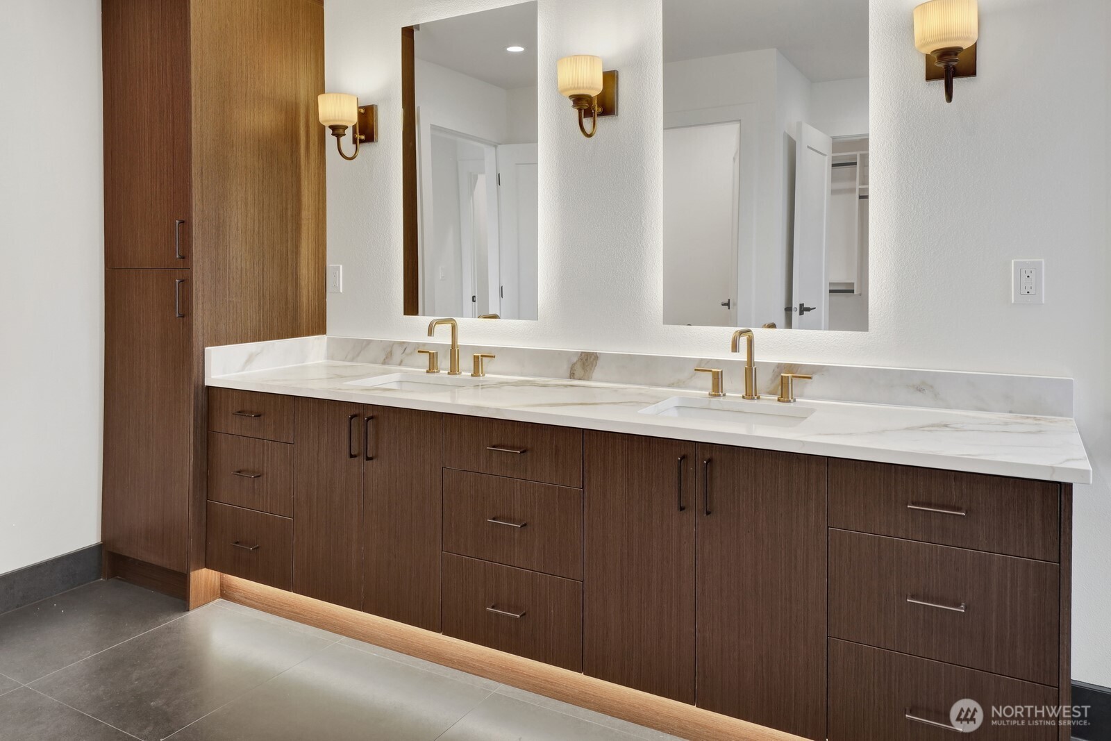 1301 Leighton Street