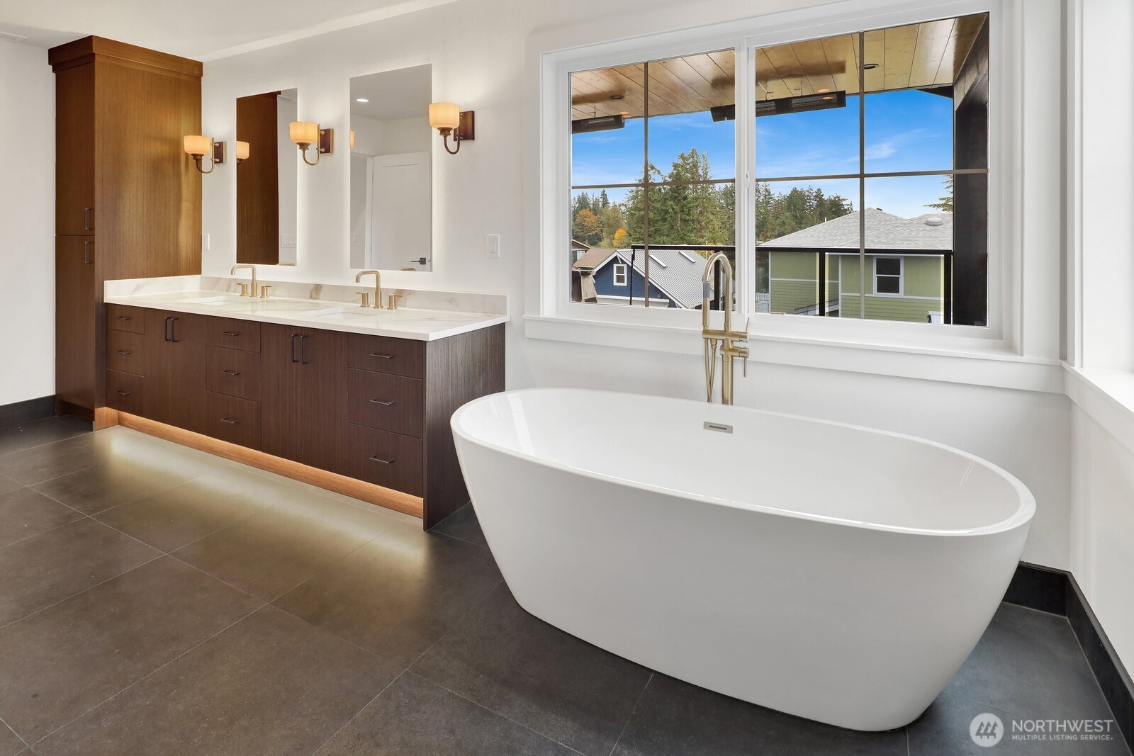 1301 Leighton Street