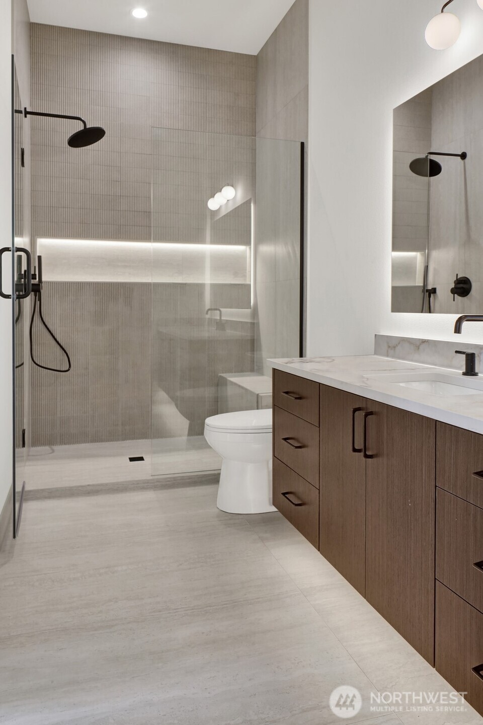 1301 Leighton Street