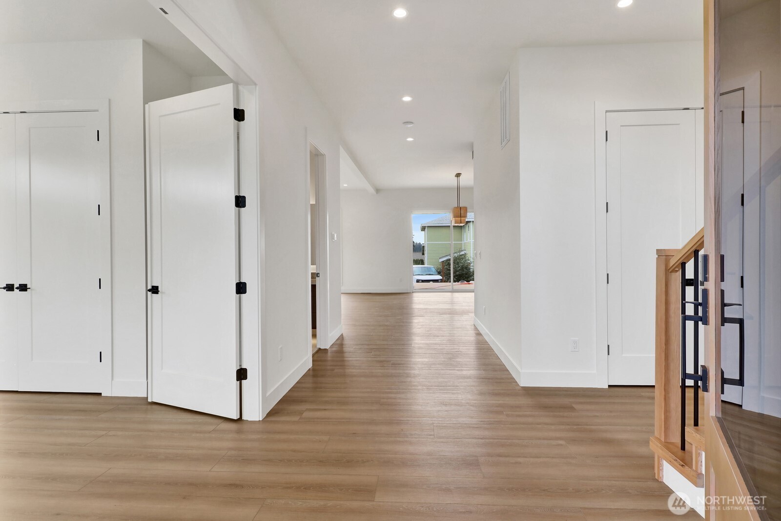 1301 Leighton Street