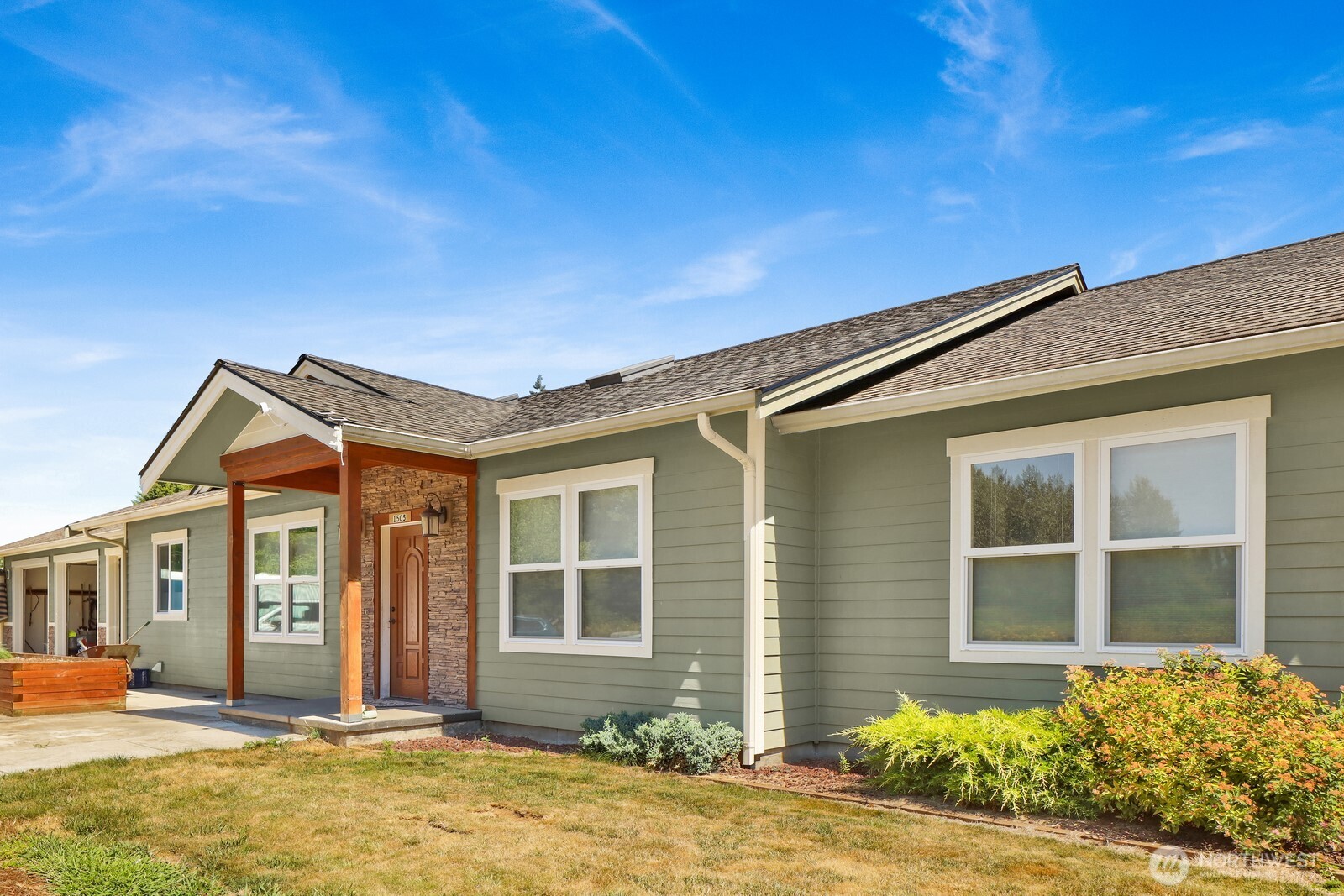 1505 Falcon Lane