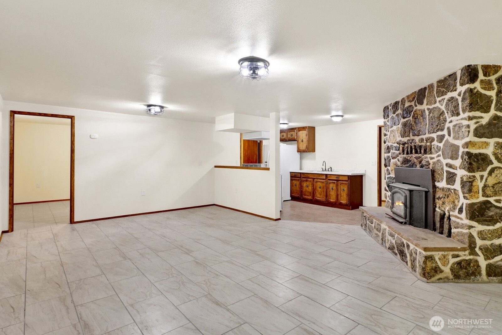 3999 Deming Road