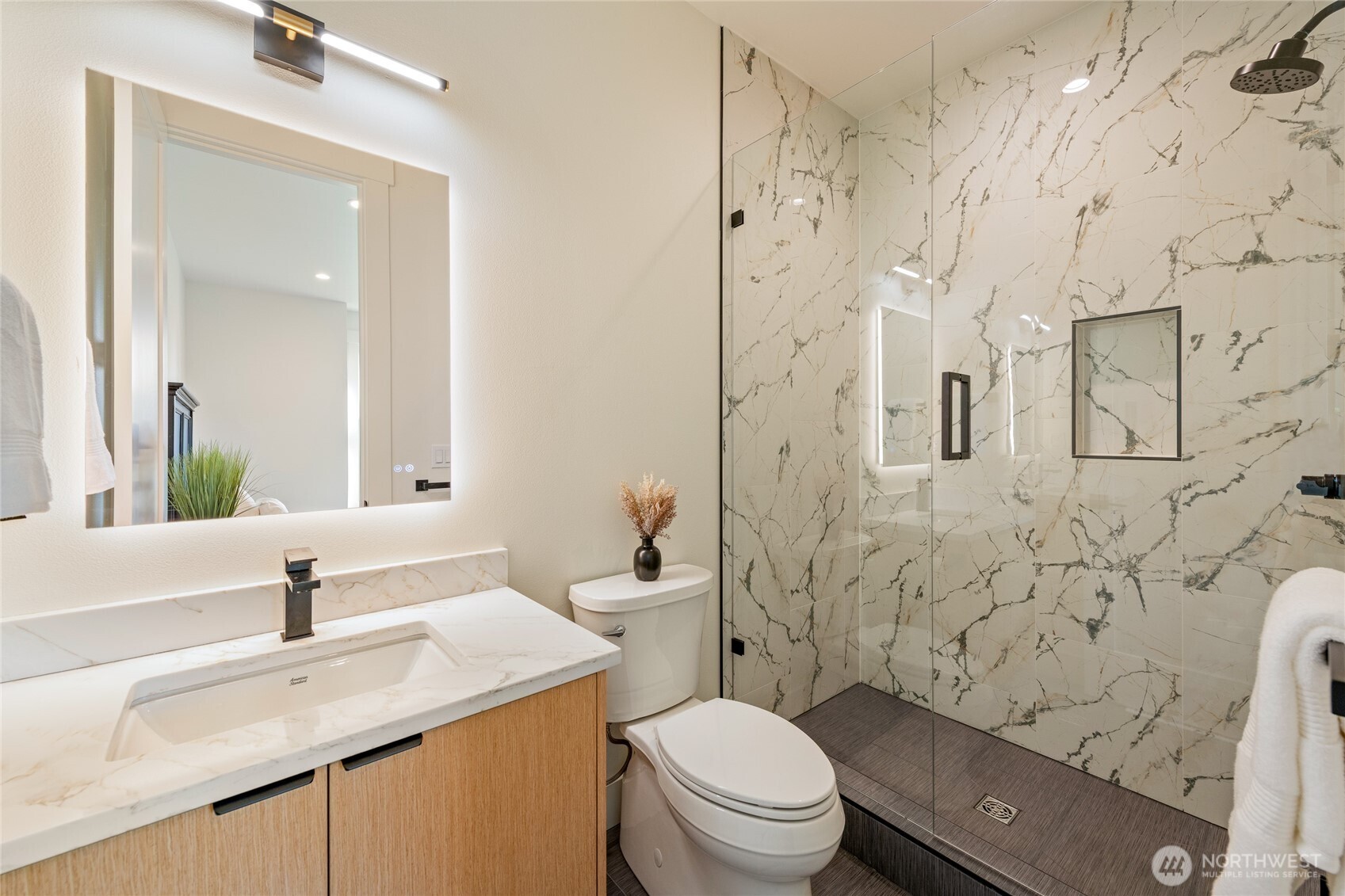 1197 Leighton Street