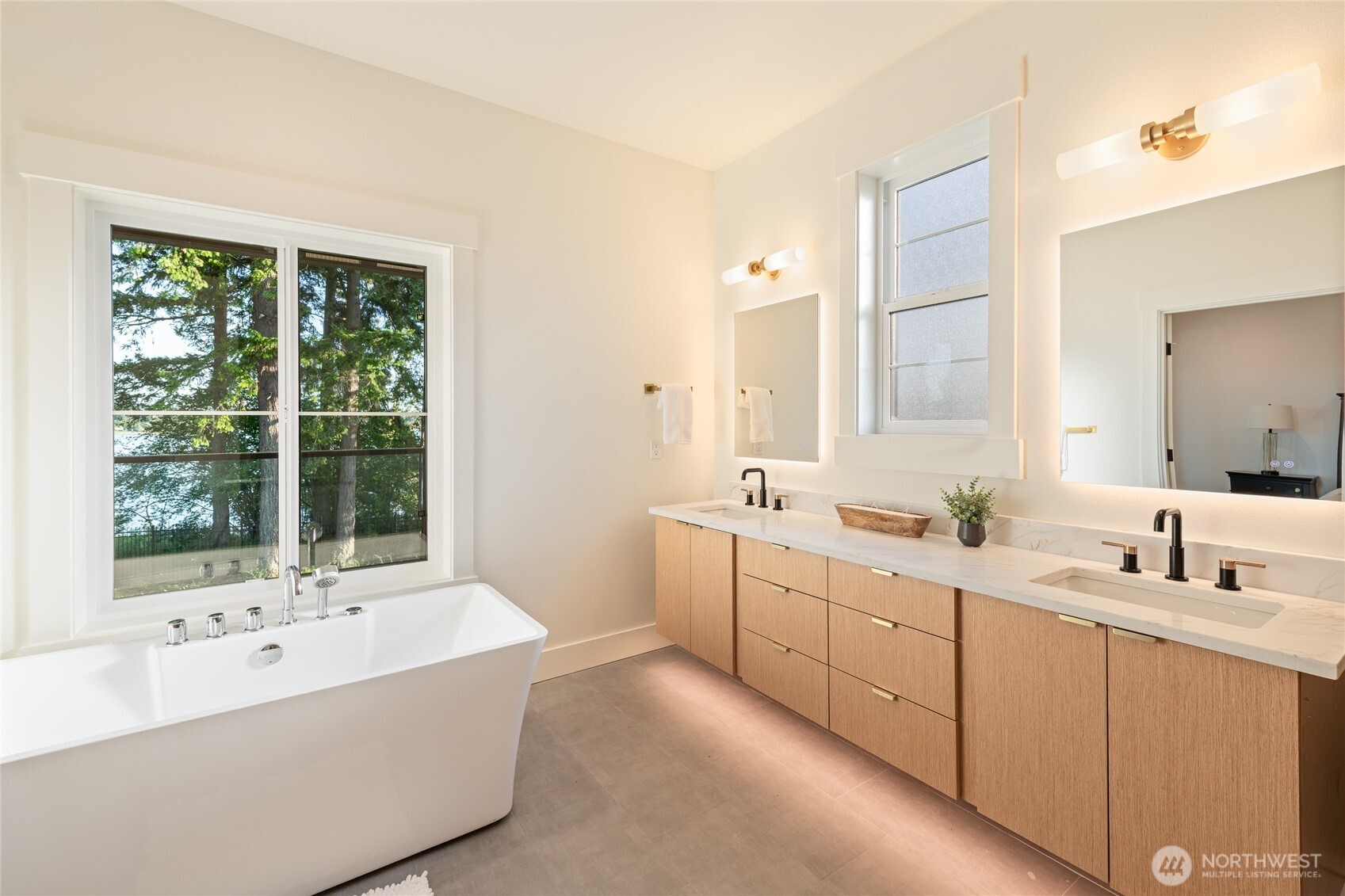 1197 Leighton Street