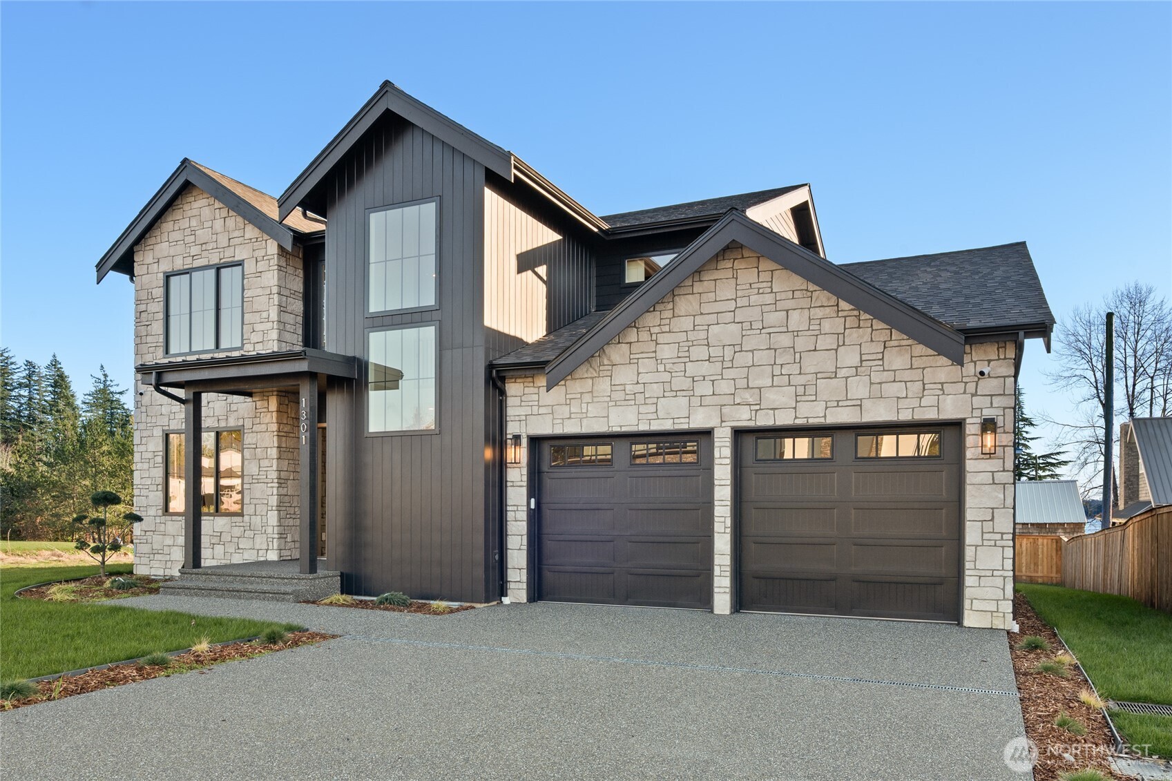 1301 Leighton Street