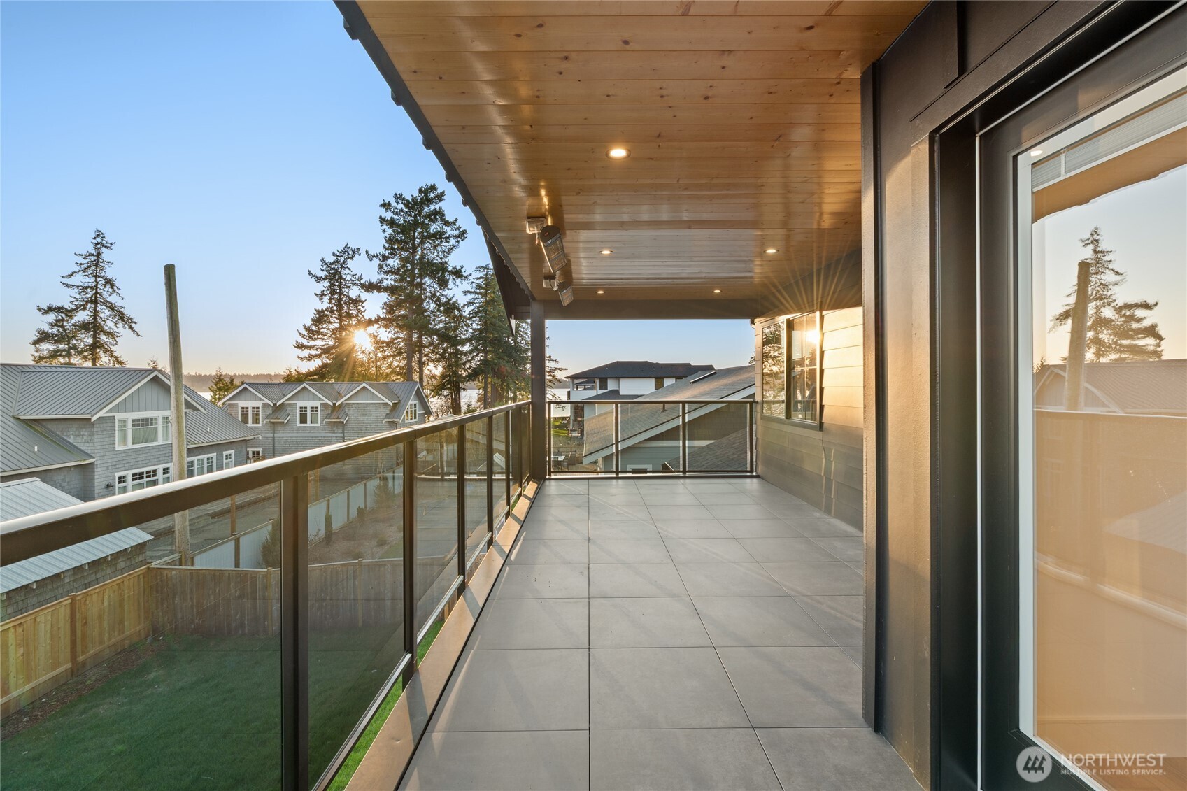 1301 Leighton Street