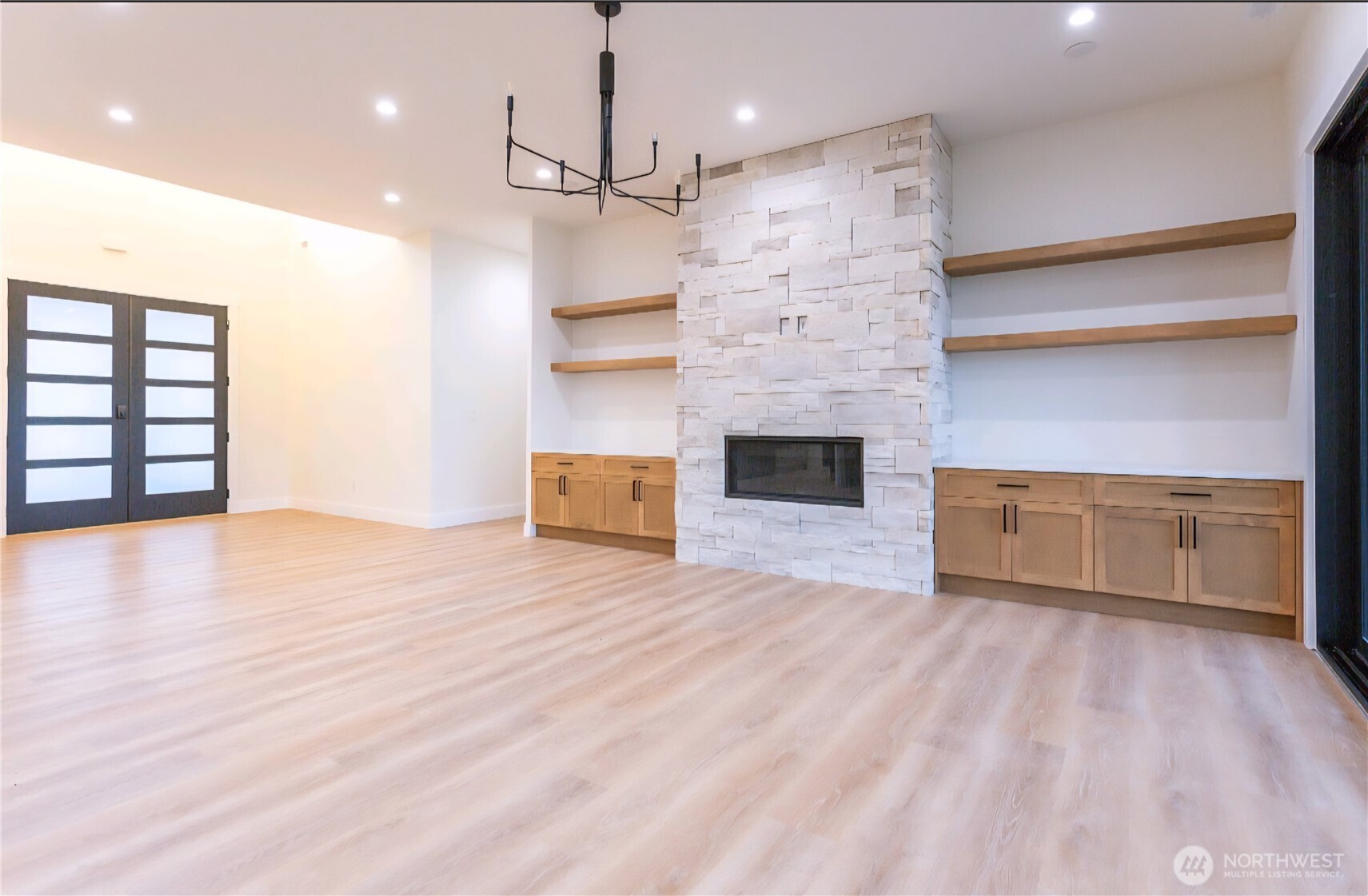 6080 Mesa Court