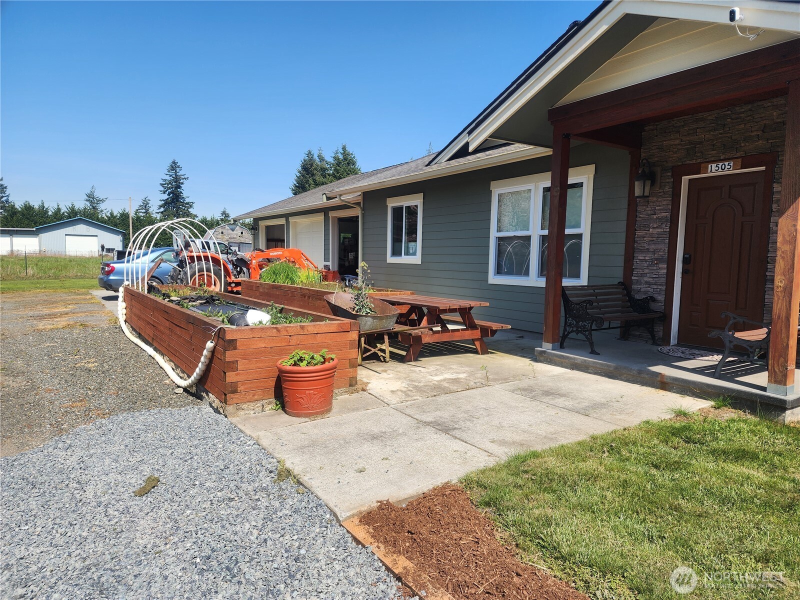 1505 Falcon Lane