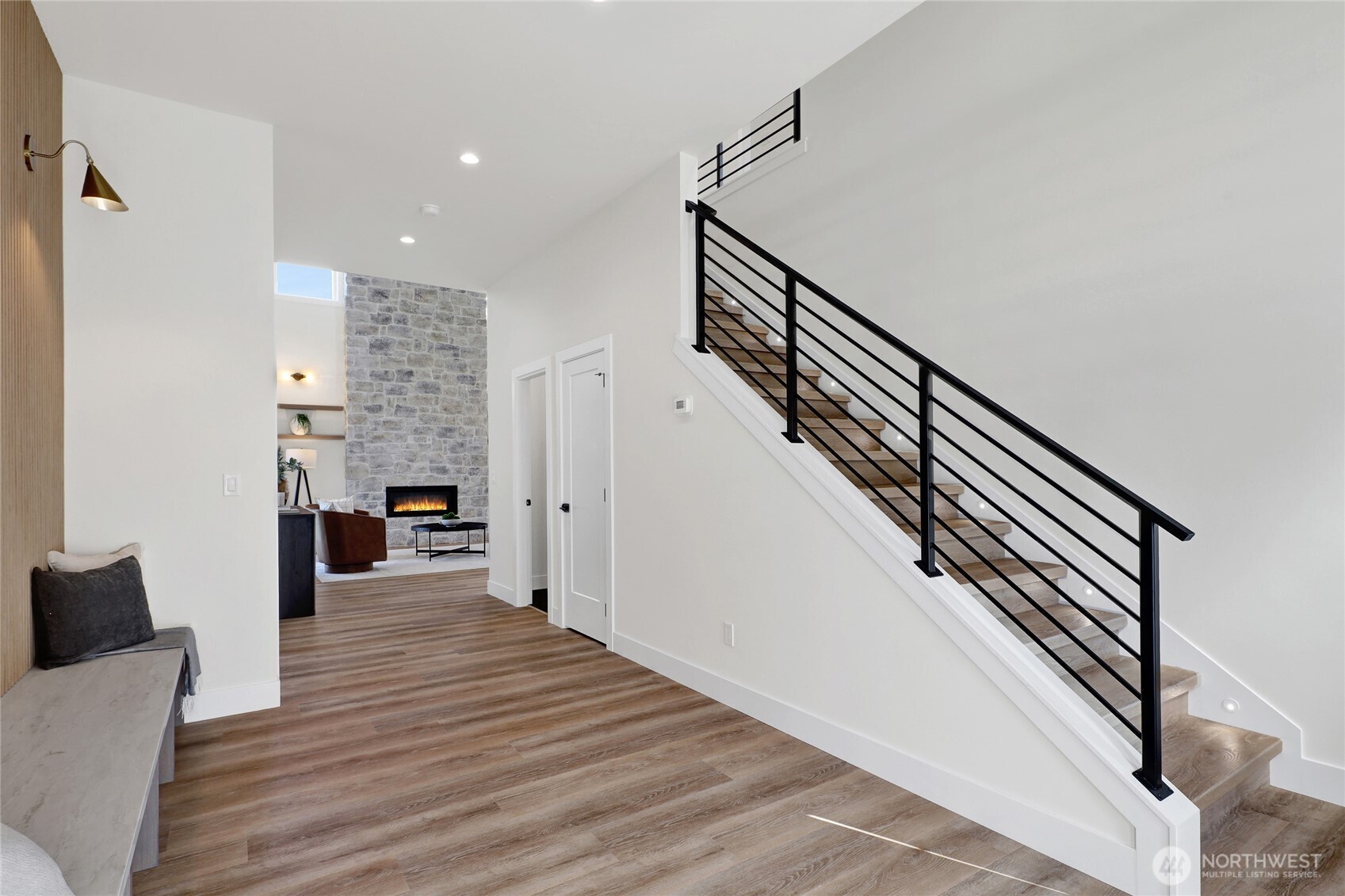 6076 Mesa Court