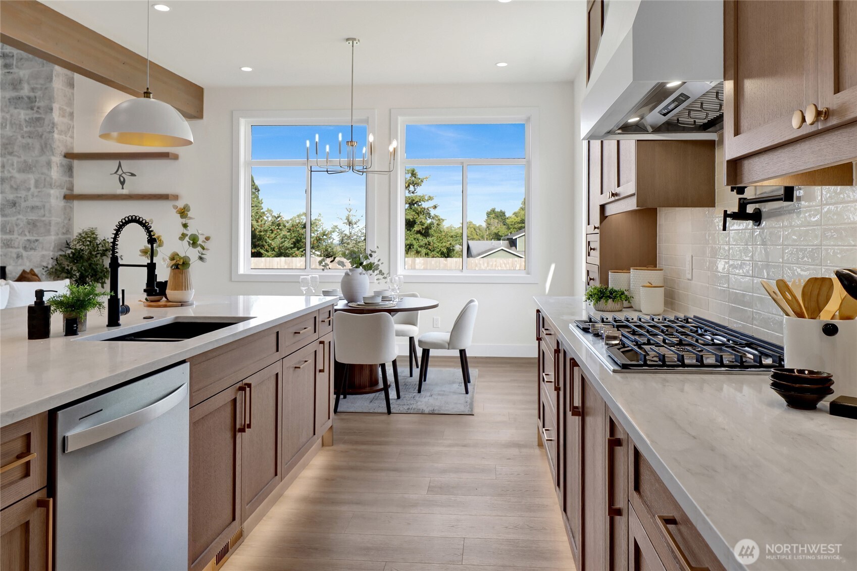6076 Mesa Court