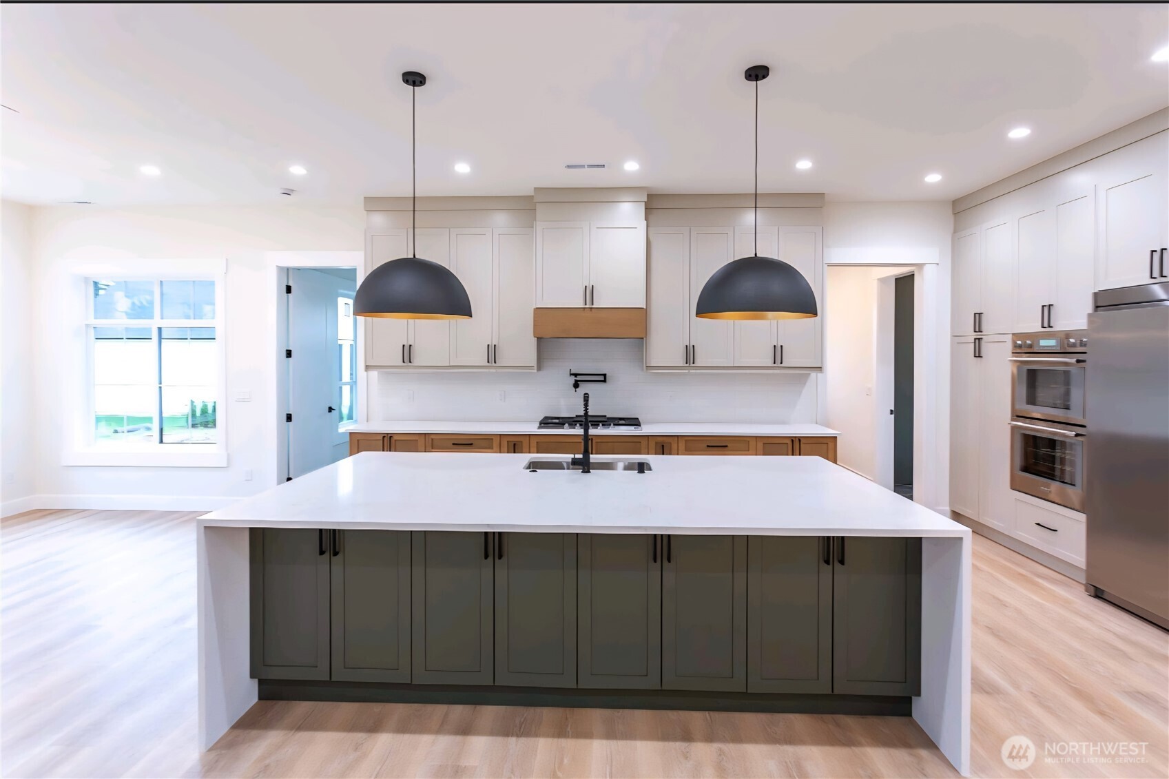 6076 Mesa Court