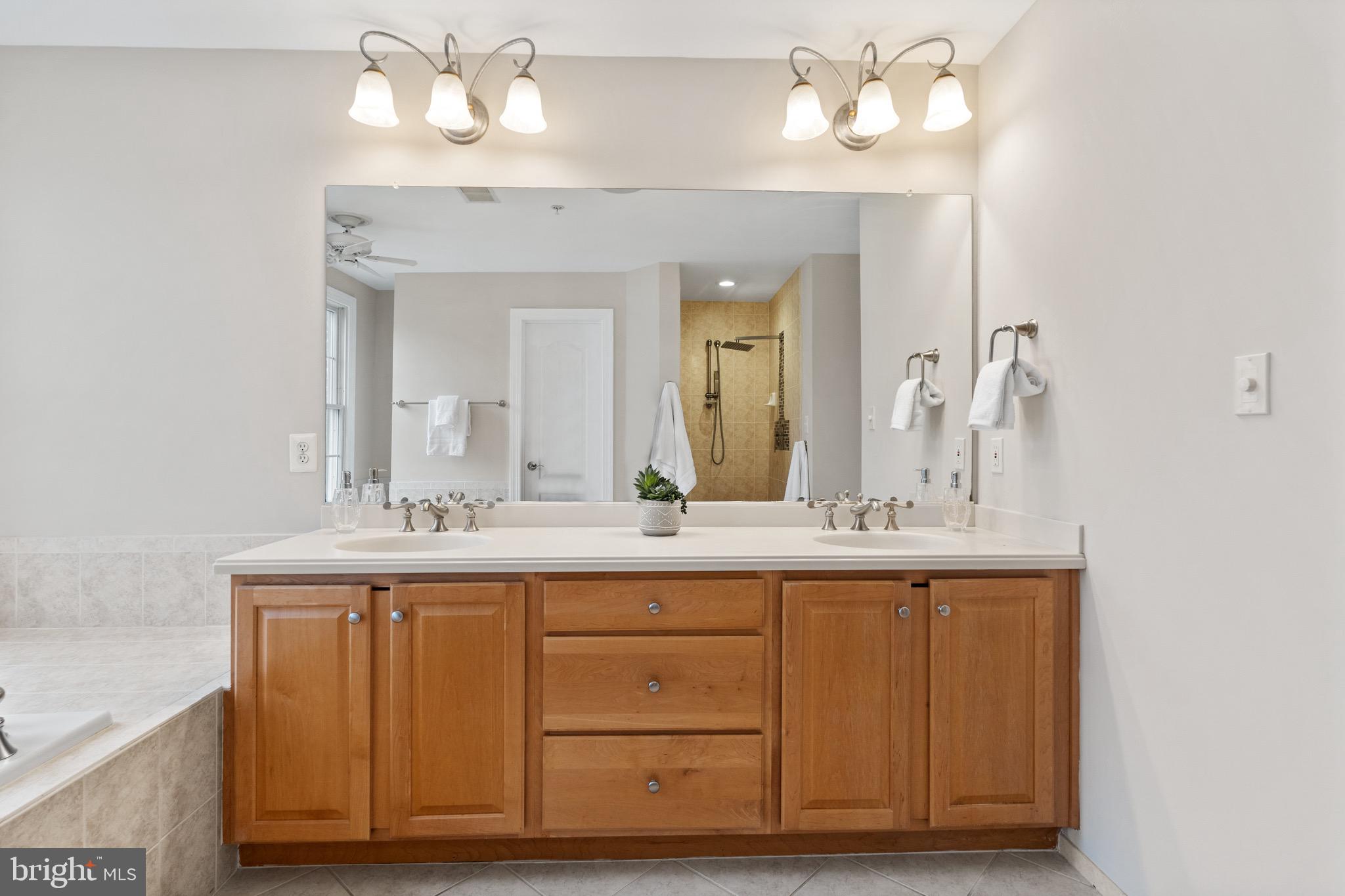 7760 LEGERE COURT 25