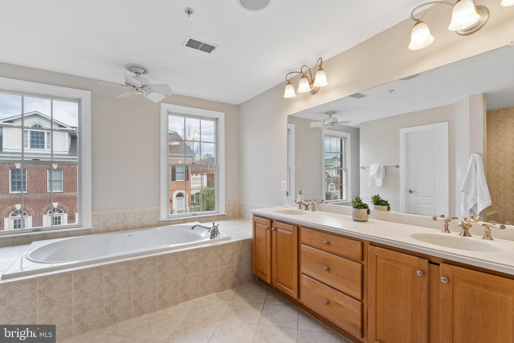 7760 LEGERE COURT 25