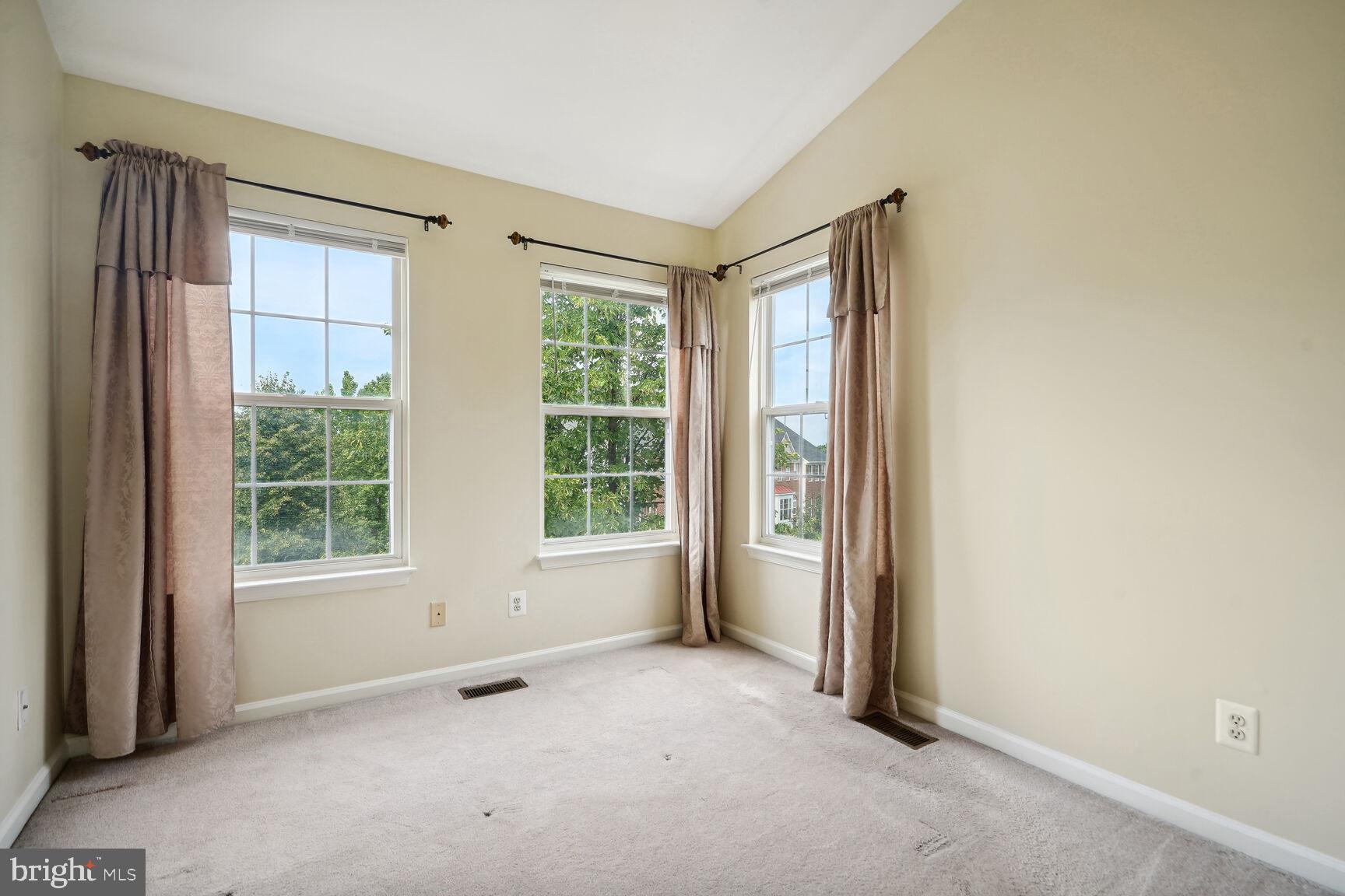 2511 WOODROW WILSON DRIVE