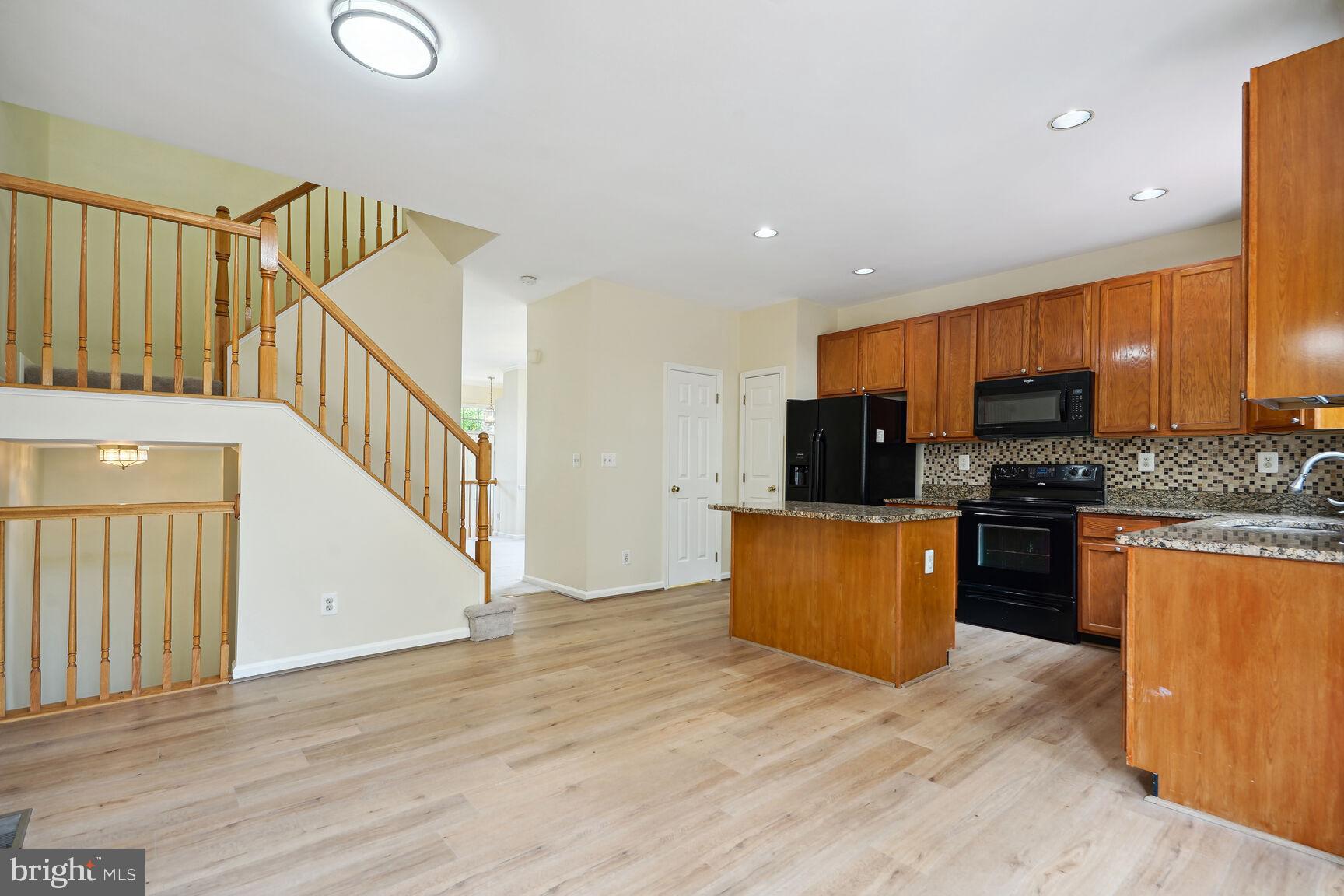 2511 WOODROW WILSON DRIVE