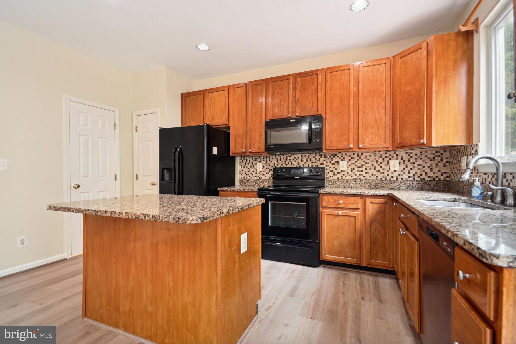 2511 WOODROW WILSON DRIVE